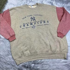 Vintage 1999 LEE Two Tone New York Yankees World Series Champions Sweater